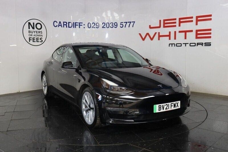 Black Used 2021 Tesla Model 3 Long Range RWD Sedan | £18,488 (Fair price) - Image 1/4