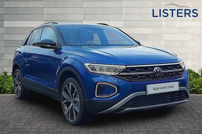 New VW T-Roc Design 2025 Ravenna blue metallic black SUV