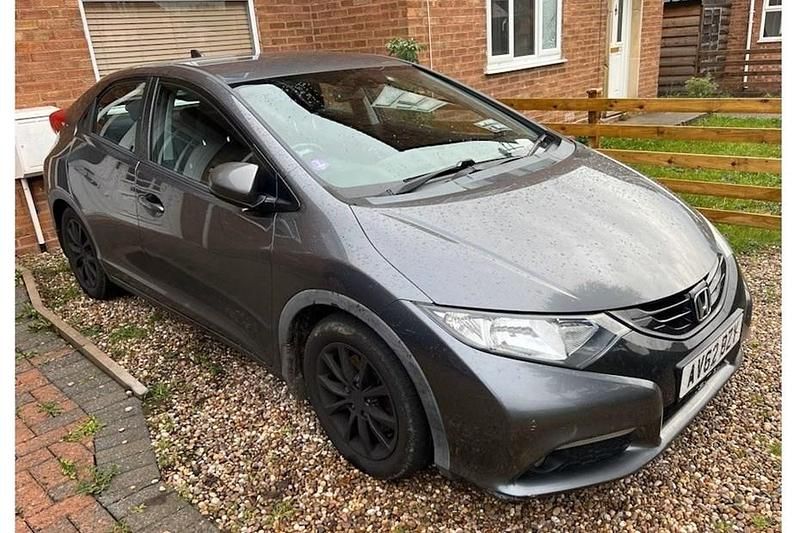 Grey Used 2012 Honda Civic ES Hatchback | £5,350 (Fair price) - Image 1/1