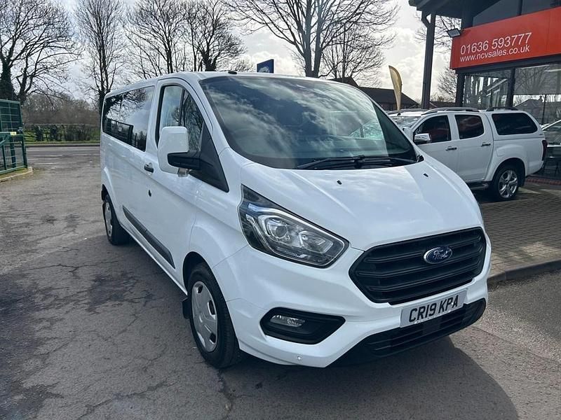 Used Ford Transit Custom Trend 130 HP (95 kW) 2019 White Estate