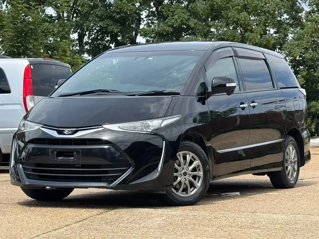 Used Toyota Estima Premium 2018 Black MPV
