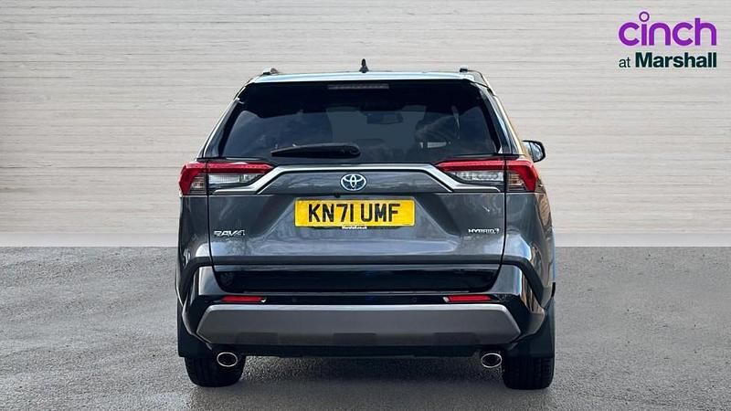 Used Toyota RAV4 Hybrid 218 HP (160 kW) 2021 Grey SUV