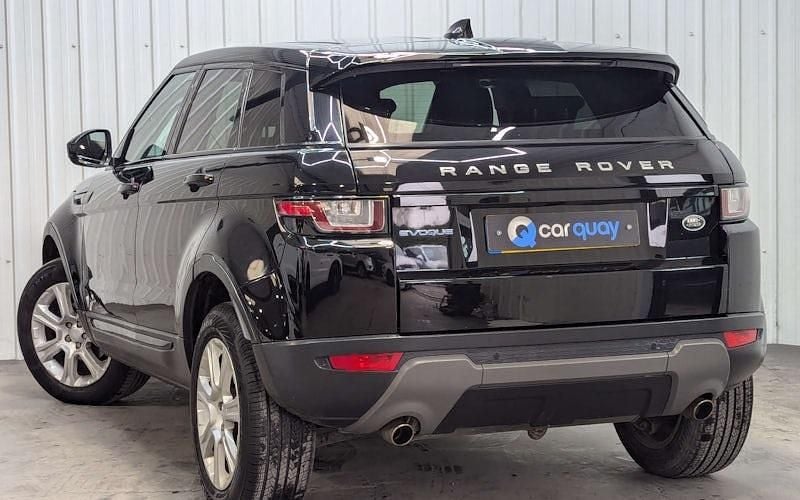 Used Land Rover Range Rover evoque SE 240 HP (176 kW) 2017 Hatchback