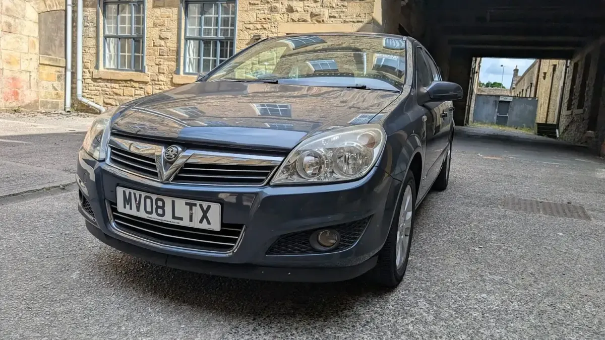 Used Vauxhall Astra 140 HP (102 kW) 2008 Blue Hatchback