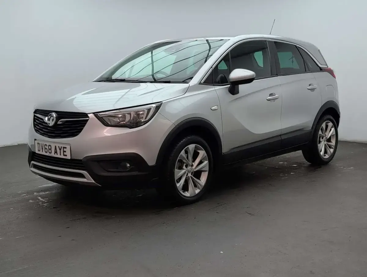 Used Vauxhall Crossland X S 110 HP (80 kW) 2019 Silver SUV