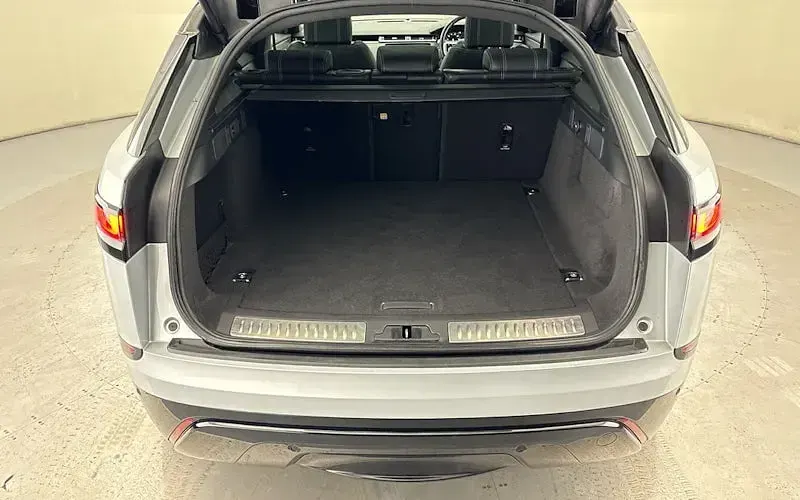 Used Land Rover Range Rover Velar HSE Dynamic 204 HP (150 kW) 2022 Silver SUV