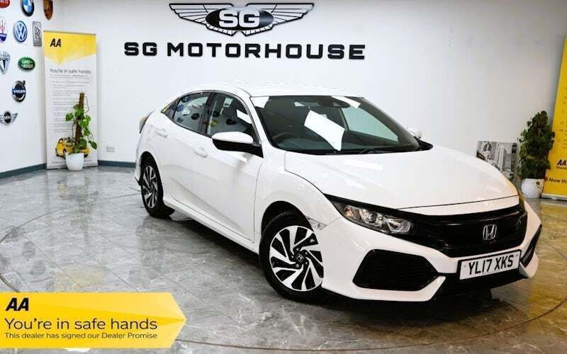 White Used 2017 Honda Civic SE Hatchback | £13,495 (Fair price) - Image 1/4