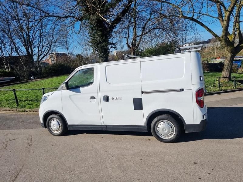 Used Maxus eDeliver 3 89 kW (122 HP) 2024 White Van