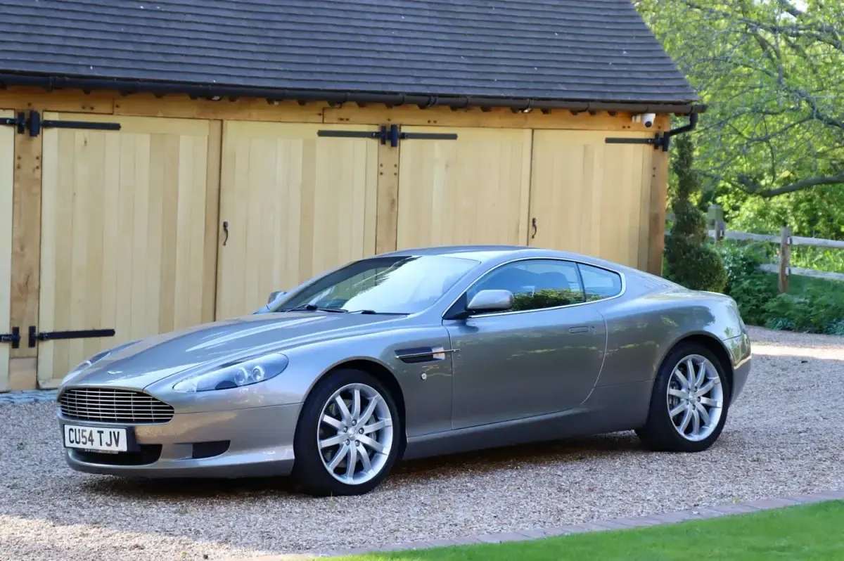 Used Aston Martin DB9 456 HP (335 kW) 2004 Silver Coupe