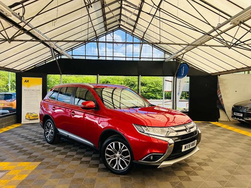 Red Used 2018 Mitsubishi Outlander SUV | £14,500 (Fair price) - Image 1/4