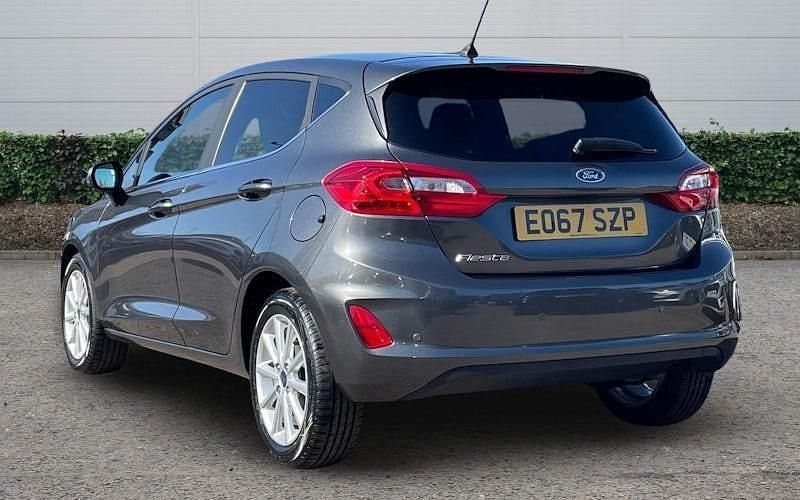 Usado Ford Fiesta Titanium 101 HP (74 kW) 2021 Citadino