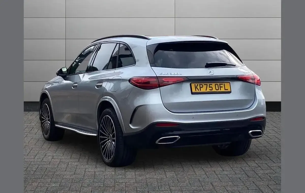 Used Mercedes GLC300 AMG line 309 HP (227 kW) 2025 High tech silver SUV