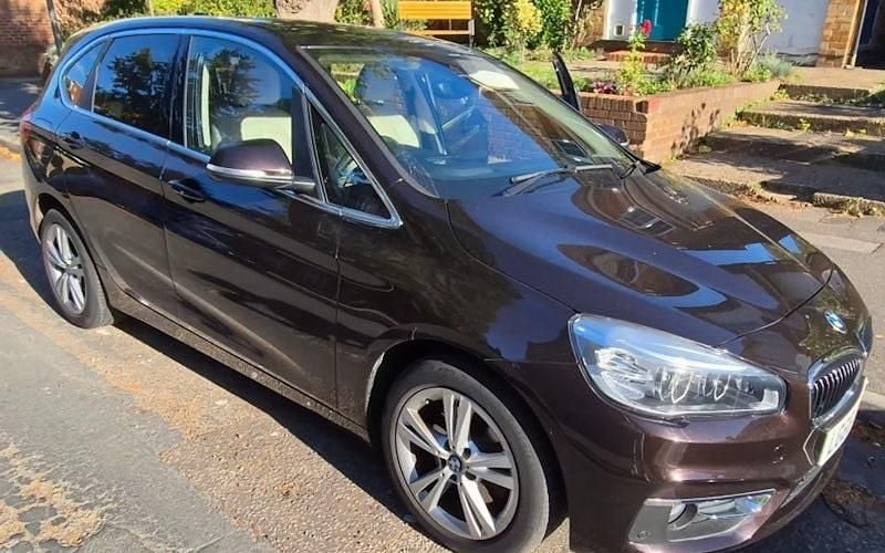 Used 2018 BMW 220 Luxury Line Estate | £12,399 (Good price) - Image 1/3