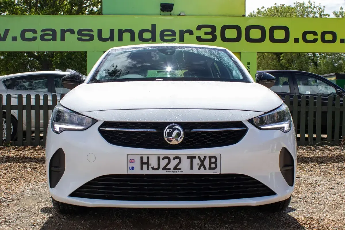 Used Vauxhall Corsa Edition 75 HP (55 kW) 2022 White Hatchback