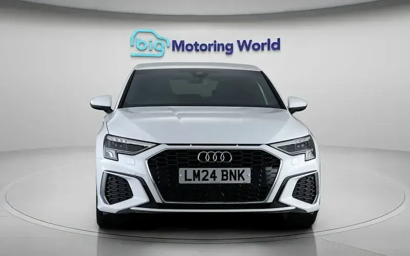 Used Audi A3 Sportback e-tron S-Line 204 HP (150 kW) 2024 Hatchback