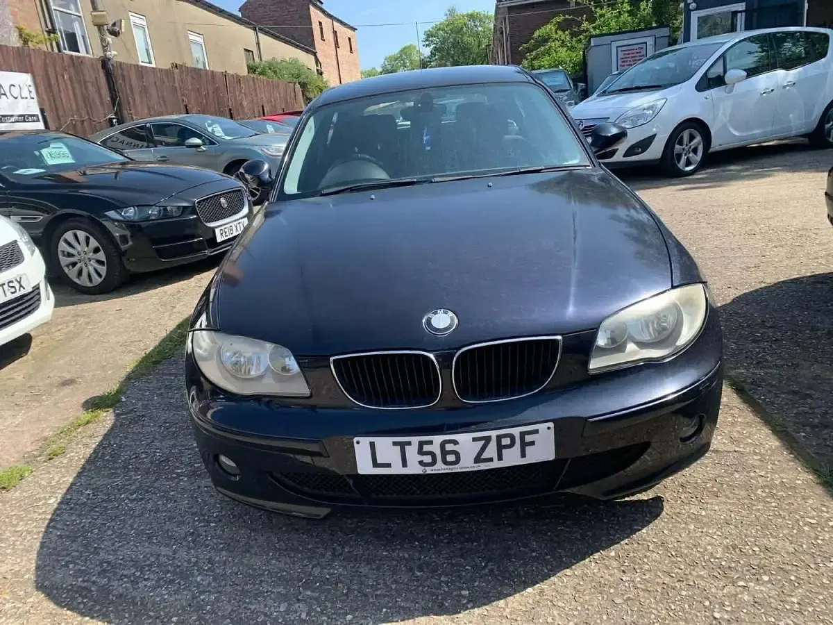 Used BMW 118 Sport Line 129 HP (94 kW) 2006 Blue Hatchback