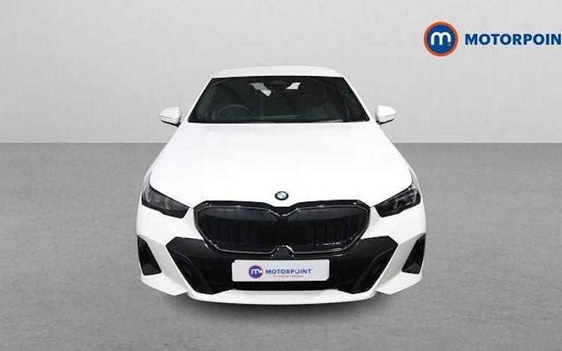 Used BMW 520 M Sport 208 HP (152 kW) 2025 White Sedan
