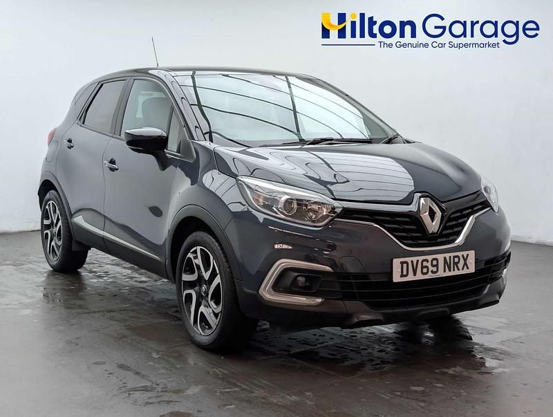 Used Renault Captur Iconic 90 HP (66 kW) 2019 Blue/black SUV