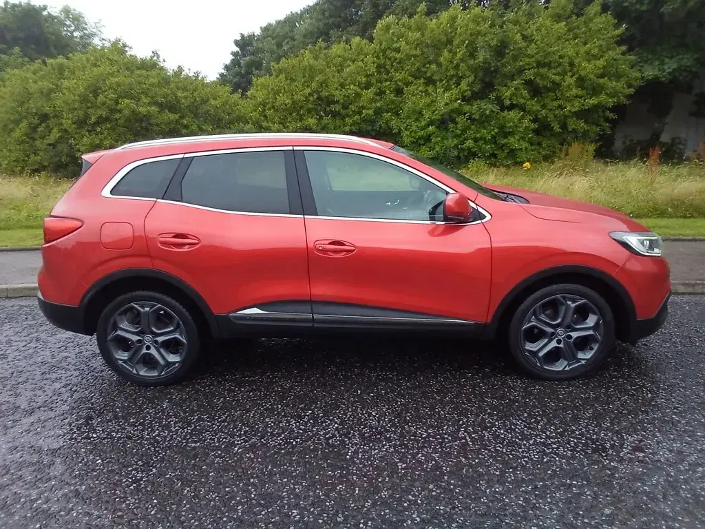 Used Renault Kadjar Dynamique 130 HP (95 kW) 2018 Red SUV