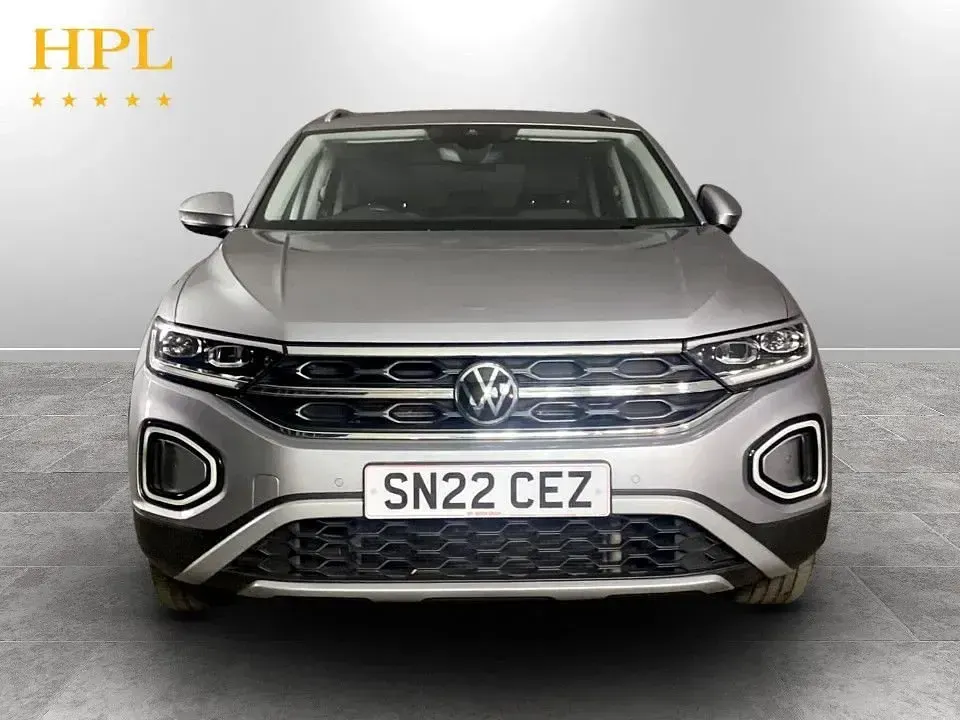 Used VW T-Roc Style 190 HP (139 kW) 2022 Silver SUV