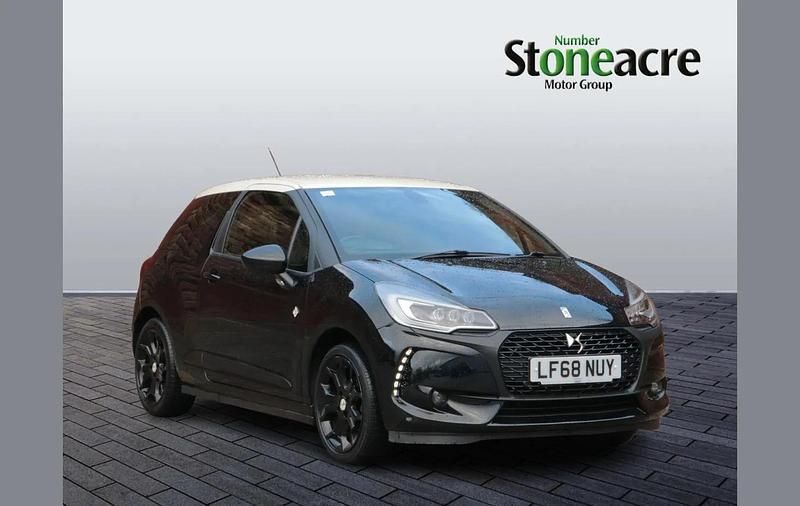 Used DS Automobiles DS3 110 HP (80 kW) 2018 Black Hatchback