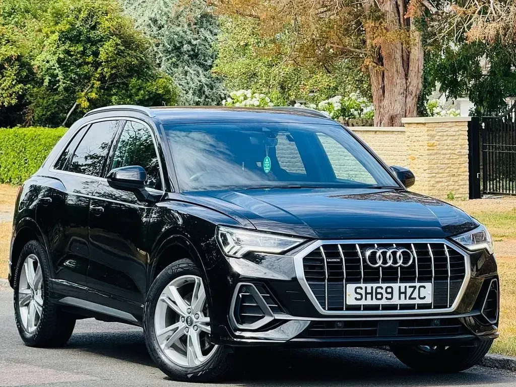 Used Audi Q3 S-Line 190 HP (139 kW) 2019 Black SUV