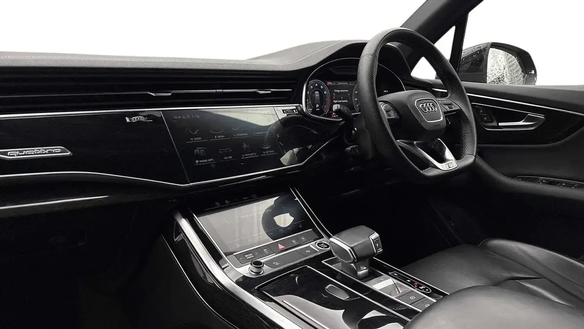 Used Audi Q7 Black Edition 340 HP (250 kW) 2023 Grey SUV