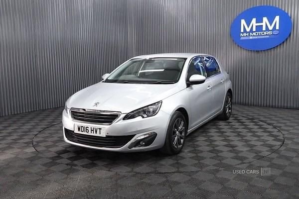 Used Peugeot 308 Allure 120 HP (88 kW) 2016 Silver Hatchback