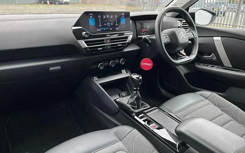 Used Citroën C4 110 HP (80 kW) 2022 Hatchback