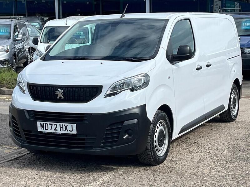 Used Peugeot Expert Premium 100 HP (73 kW) 2023 White Van