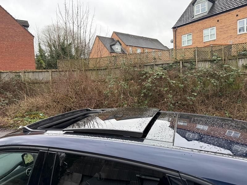 Used Mercedes B200 AMG Line Premium Plus 2017 Blue MPV