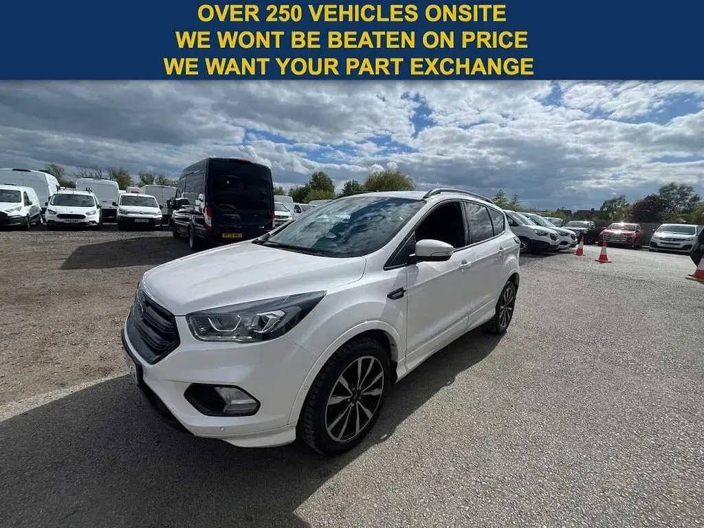 Used Ford Kuga ST-Line 150 HP (110 kW) 2019 White SUV