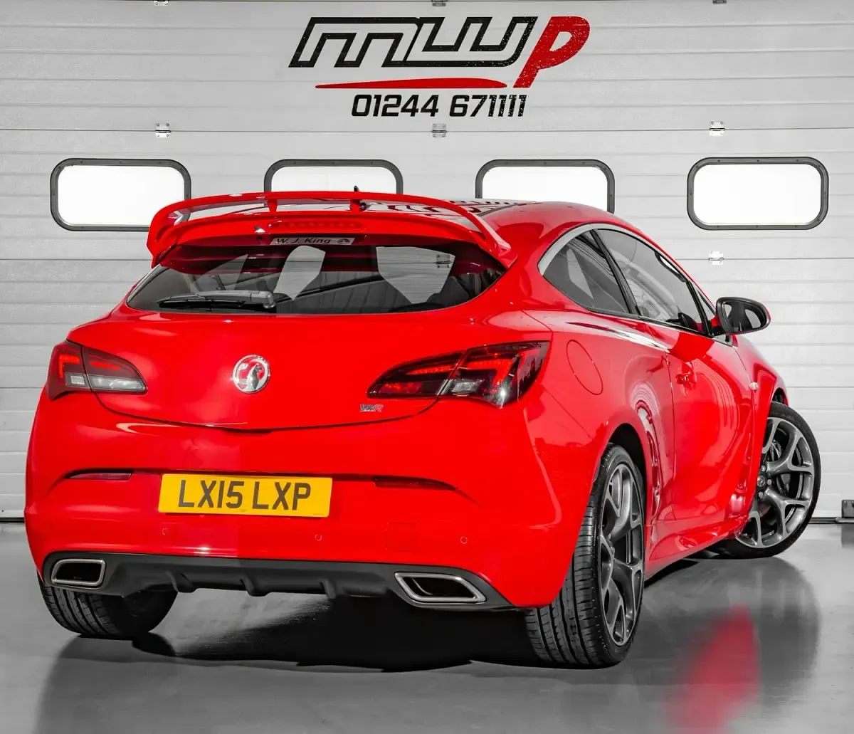 Used Vauxhall Astra GTC 280 HP (205 kW) 2015 Red Hatchback