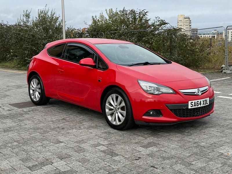 Red Used 2014 Vauxhall Astra GTC SRi Hatchback | £2,795 (Good price) - Image 1/4