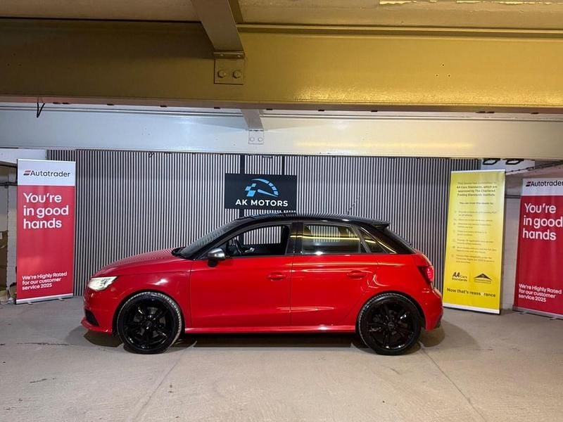 Used Audi A1 256 HP (188 kW) 2014 Red Hatchback