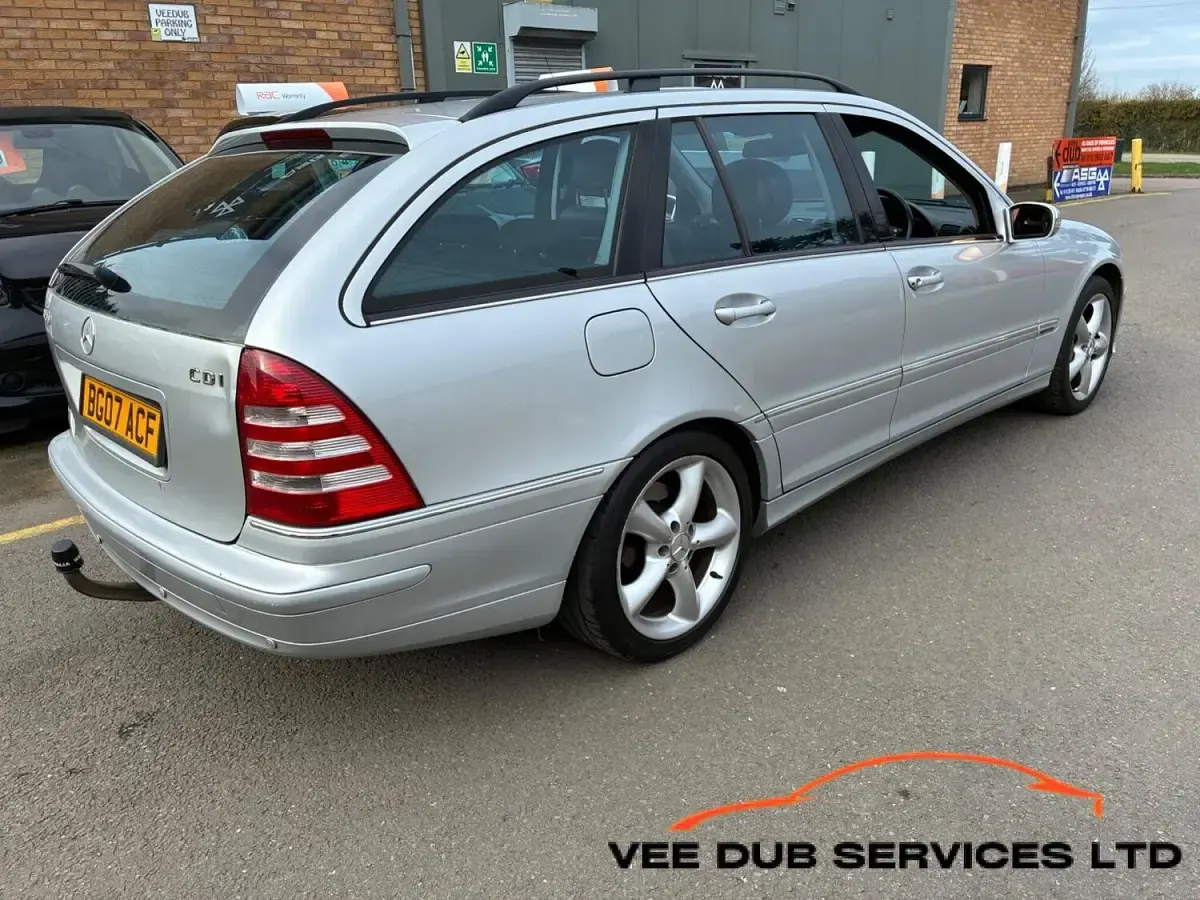 Used Mercedes C200 Avantgarde 2007 Silver Estate