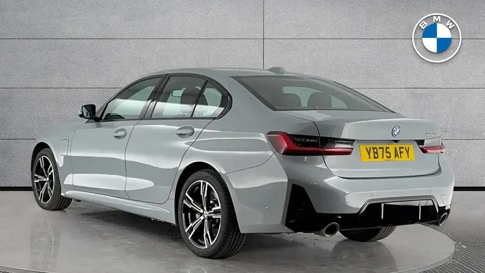 Used BMW 330 M Sport 288 HP (211 kW) 2025 Grey