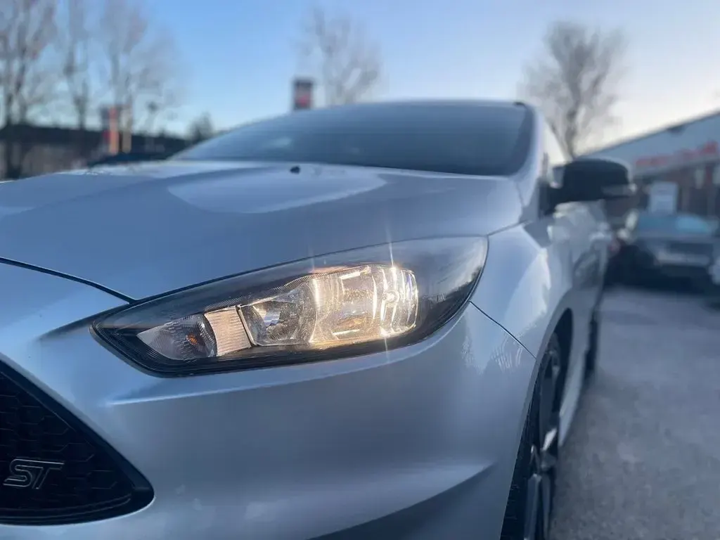 Used Ford Focus ST 185 HP (136 kW) 2015 Silver Hatchback