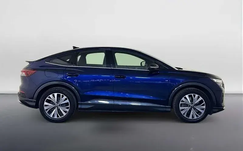 Used Audi Q4 Sportback e-tron Sport 219 kW (299 HP) 2022 Blue SUV