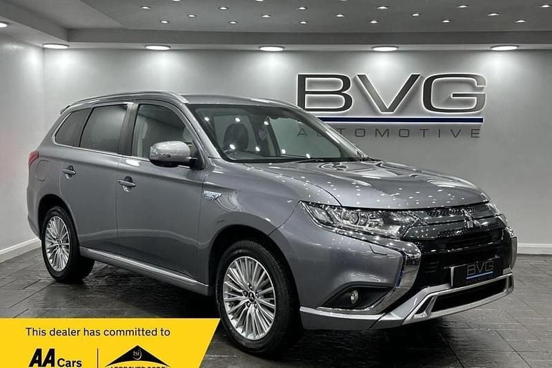 Used 2018 Mitsubishi Outlander P-HEV | £11,994 (Good price) - Image 1/1