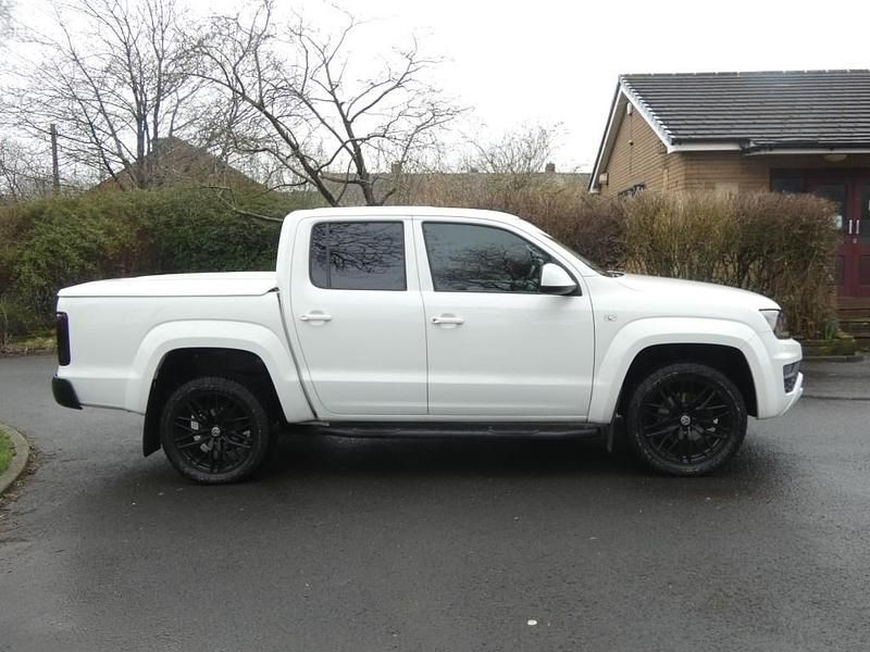 Used VW Amarok Trendline 2019 White Pickup