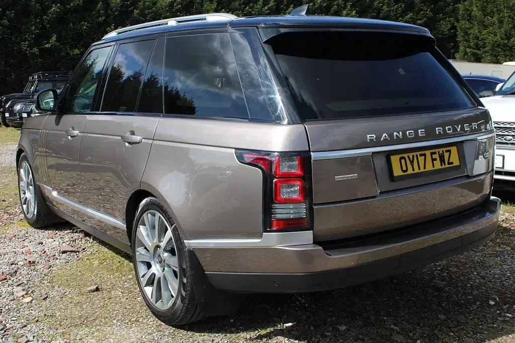 Used Land Rover Range Rover Autobiography 339 HP (249 kW) 2017 Brown SUV
