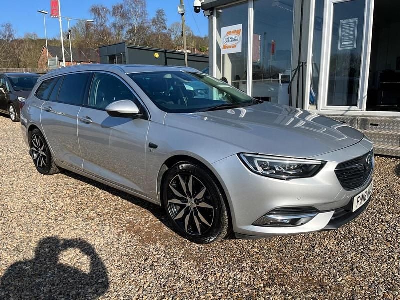 Used Vauxhall Insignia Elite 170 HP (125 kW) 2018 Silver Estate