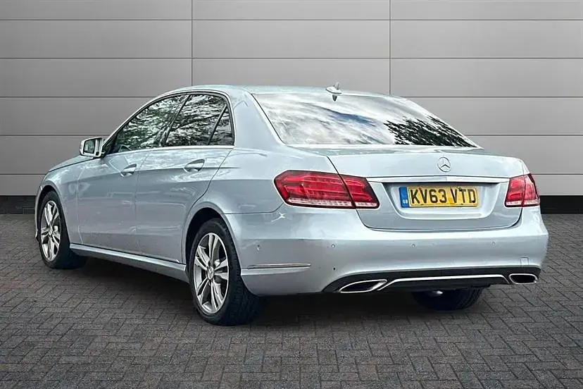Used Mercedes E220 SE 170 HP (125 kW) 2013 Silver Sedan