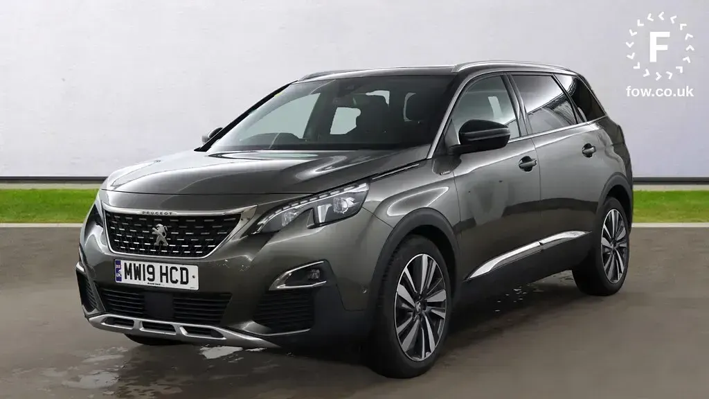 Used Peugeot 5008 Premium 131 HP (96 kW) 2019 Grey SUV
