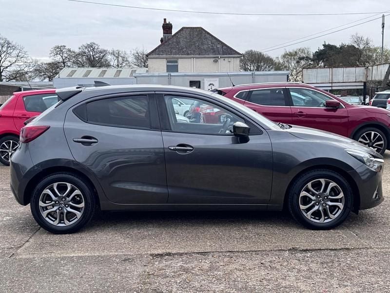 Used Mazda 2 Inclusive 88 HP (64 kW) 2019 Grey Hatchback