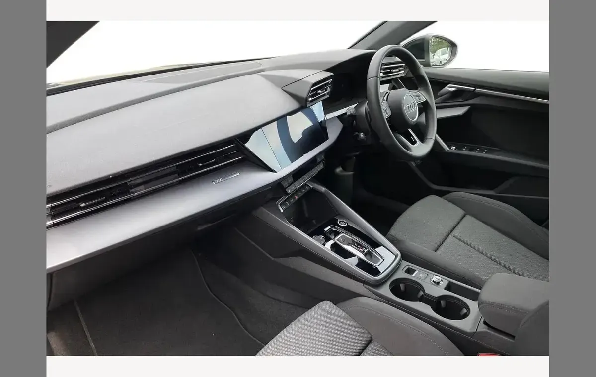 Used Audi A3 e-tron Sport 200 HP (147 kW) 2025 Black Hatchback