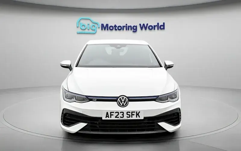 Usado VW Golf VIII R 320 CV (235 kW) 2023 Blanco Utilitario