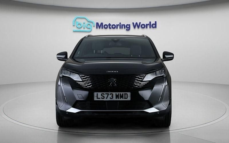 Used Peugeot 3008 Allure+ 179 HP (131 kW) 2023 Black SUV