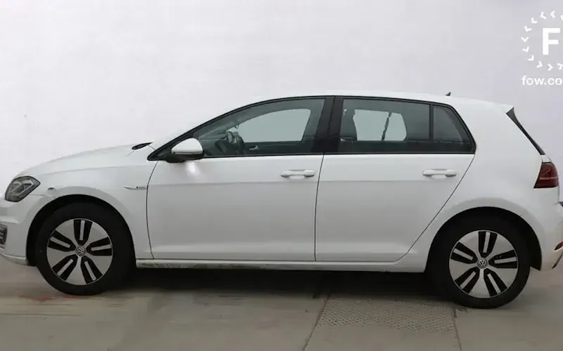 Used VW e-Golf 99 kW (135 HP) 2019 White Hatchback
